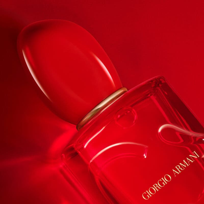 Sì Passione Red Musk — vue 3