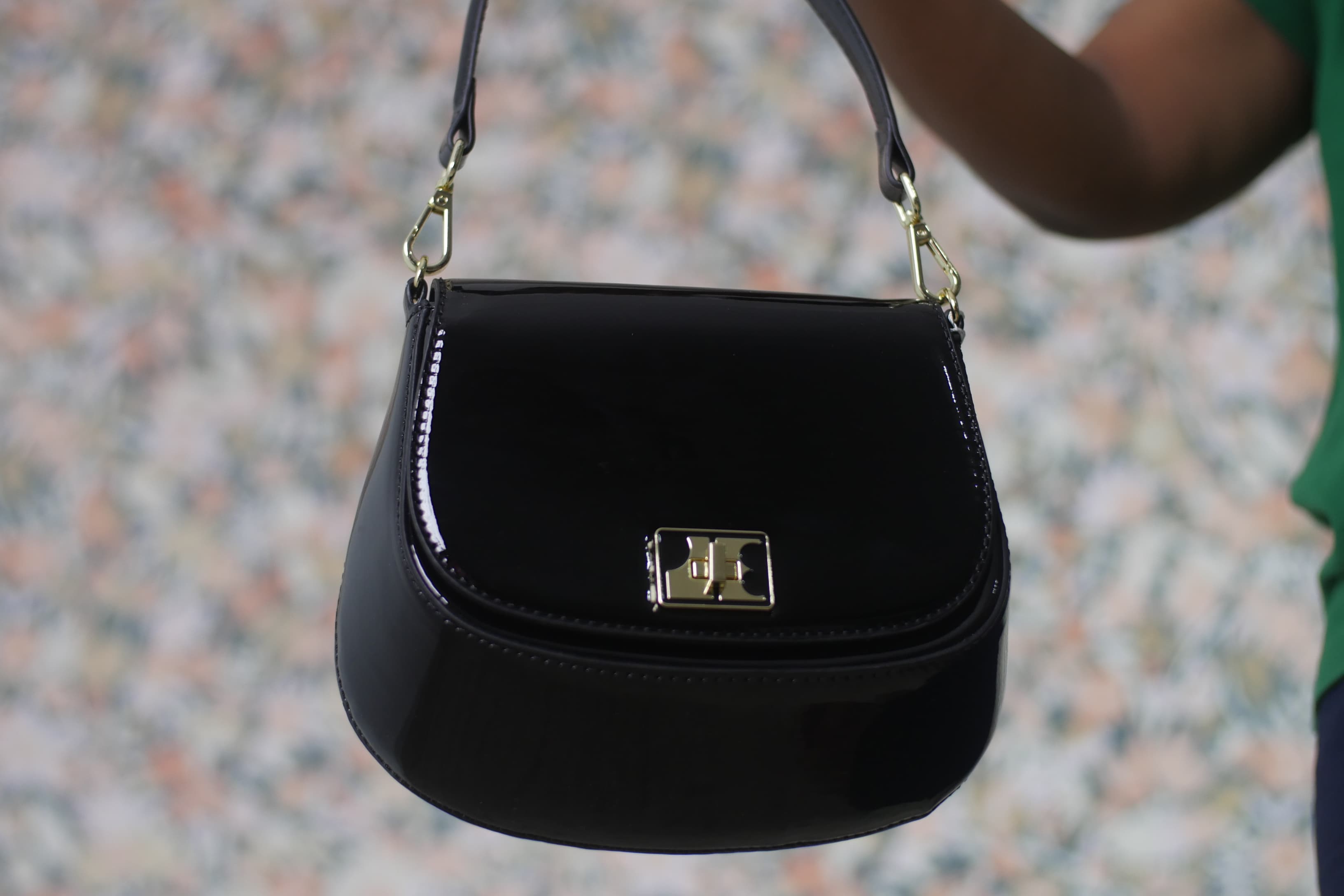 JE VR 3222 BLACK