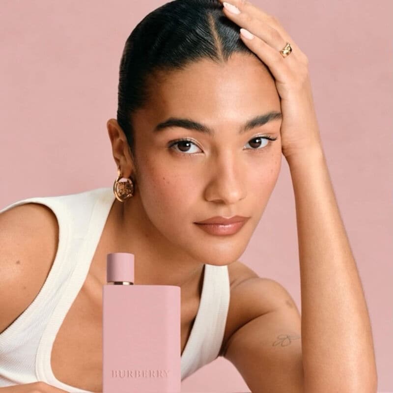 Burberry Her 8th — vue 3