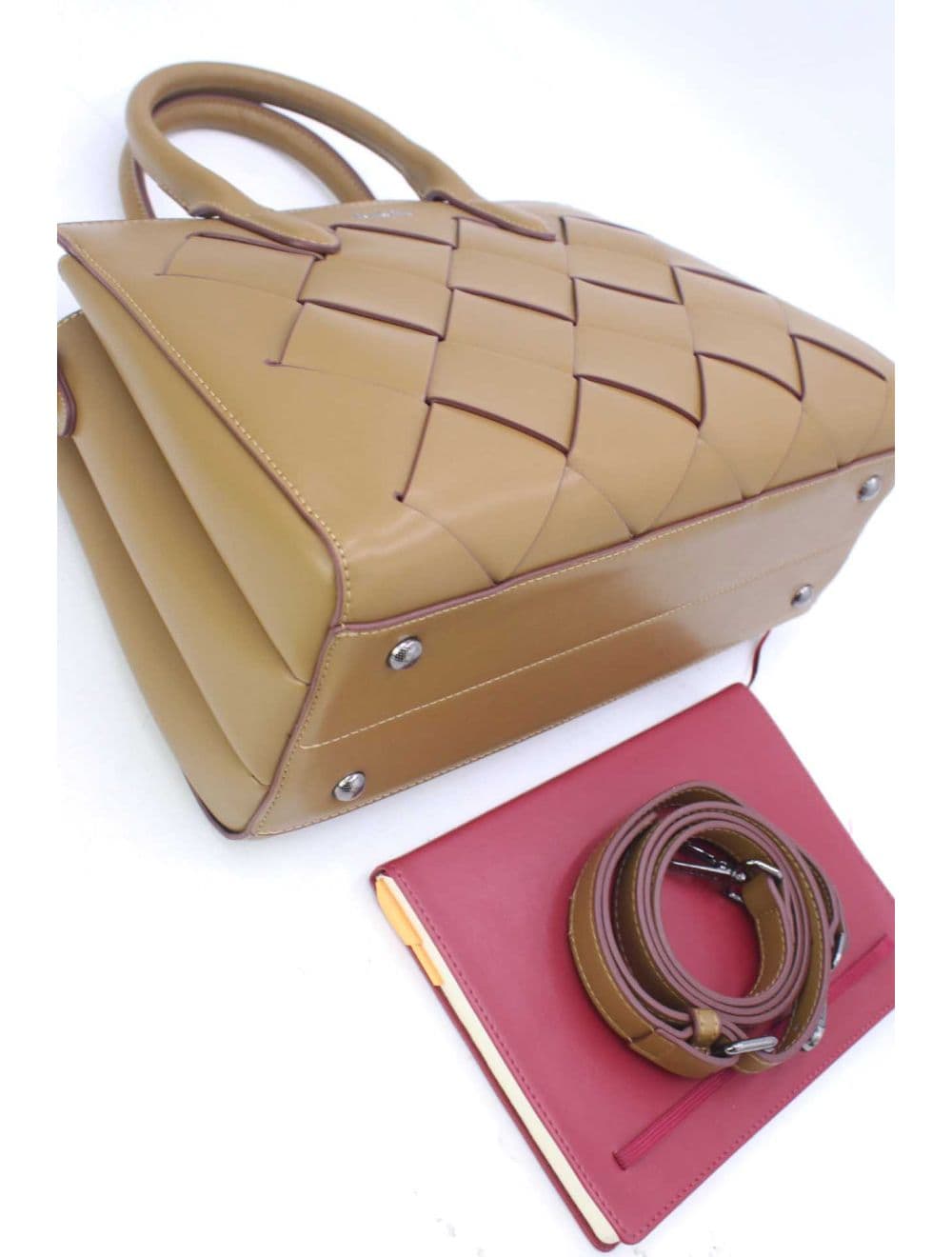 Sac à Main Tressé Avec Pendentif 25B-6398-Taupe — vue 4