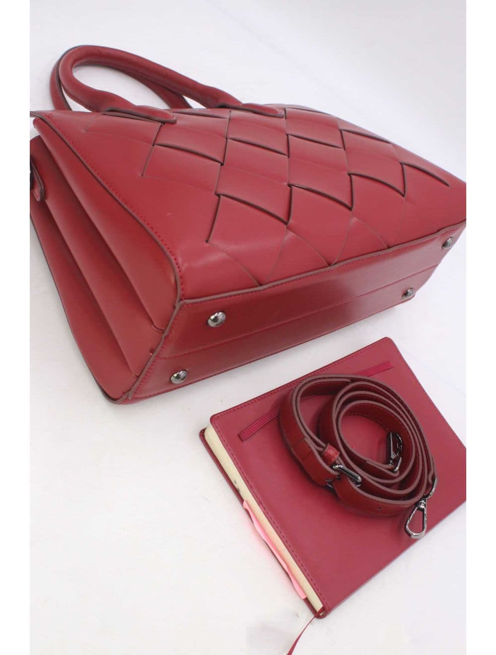 Sac à Main Tressé Avec Pendentif 25B-6398-Bordeaux — vue 4