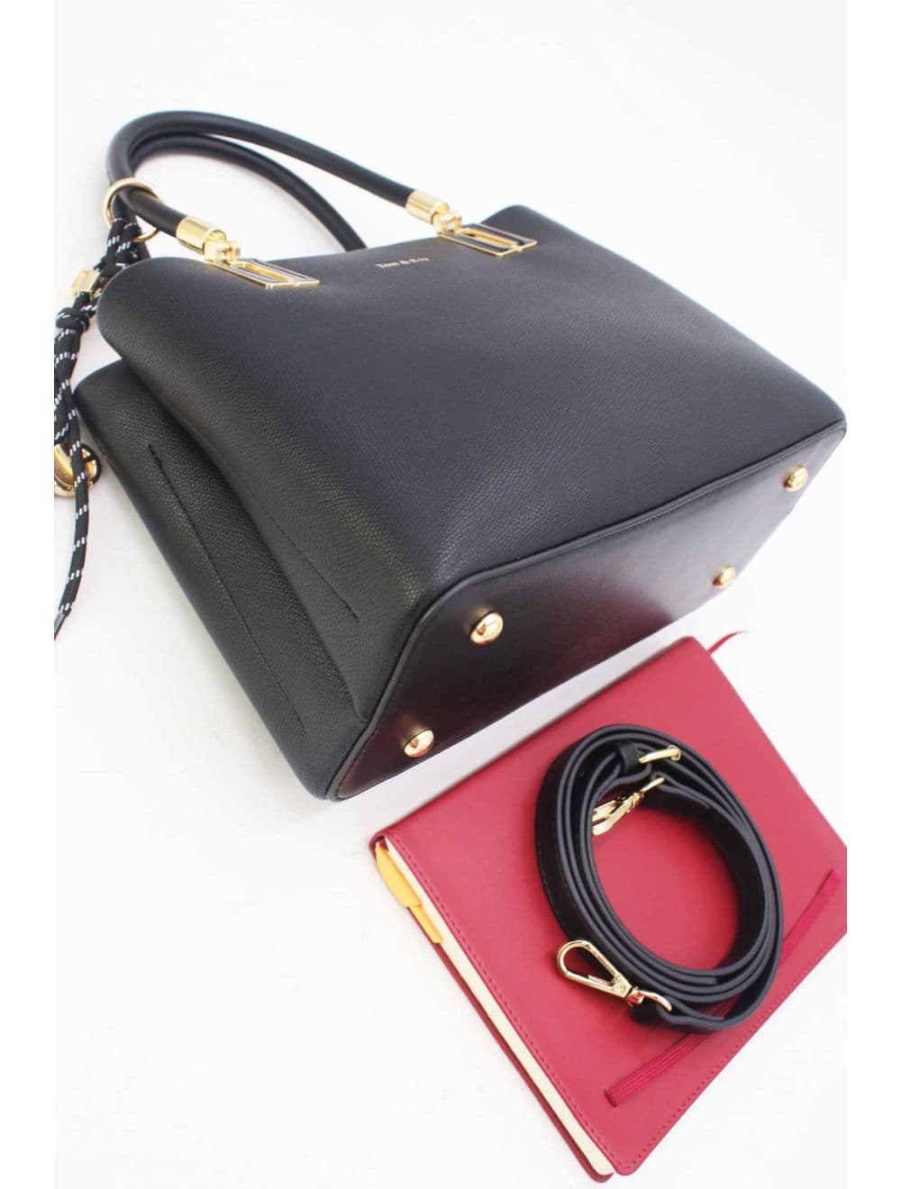 Medium Sac à Main Chic Avec Pendentifs 25B-6306-Noir — vue 4