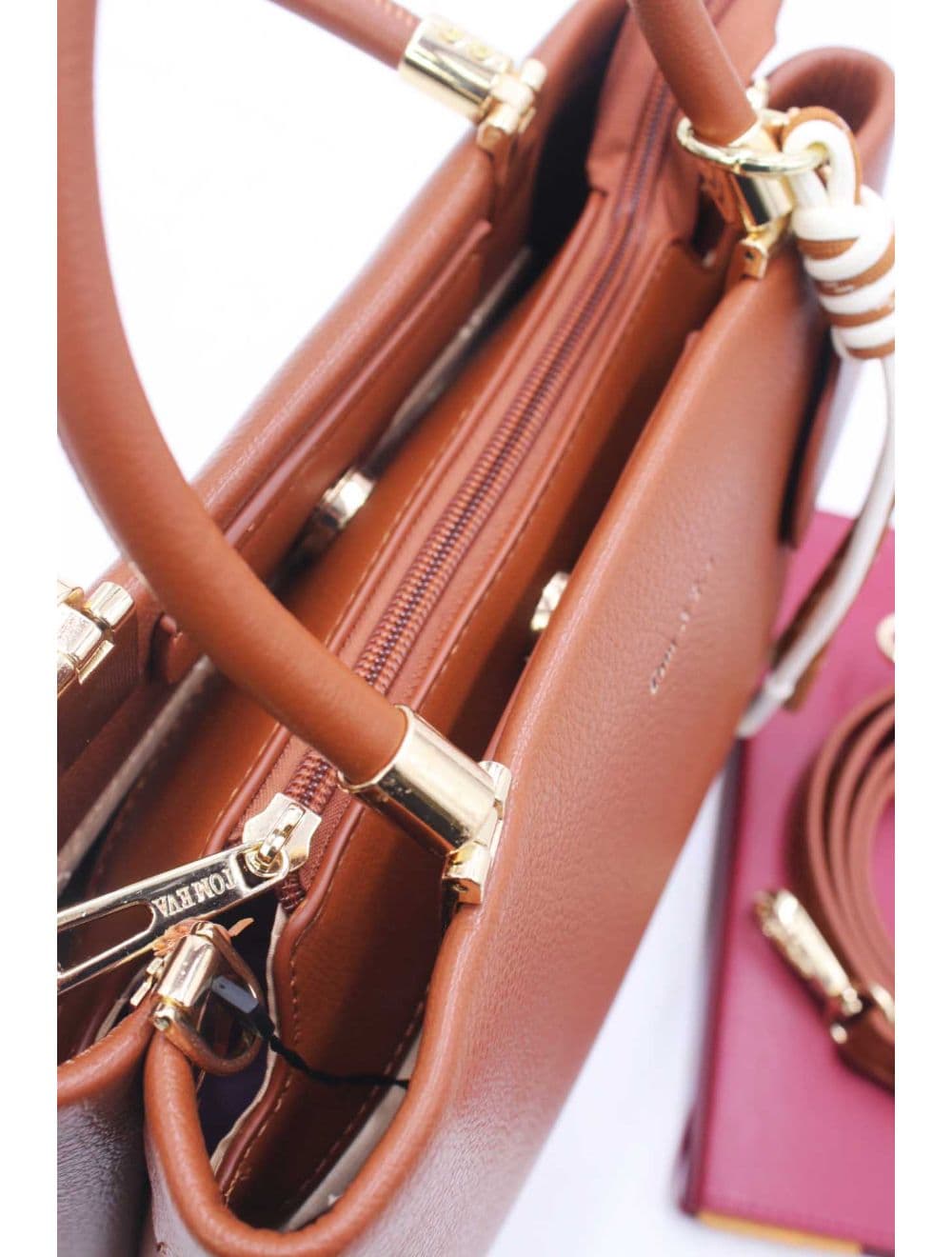 Medium Sac à Main Effet Cuir Avect Pendentifs 25B-6271-Marron — vue 5