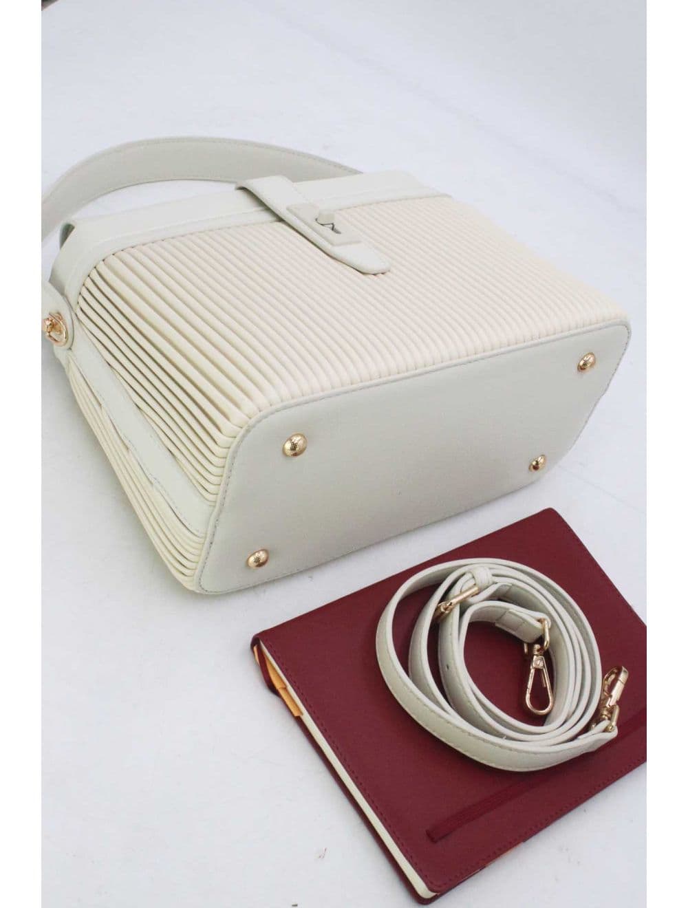 Sac à Main Avec Languette Plissé-24B-5905-Blanc — vue 5