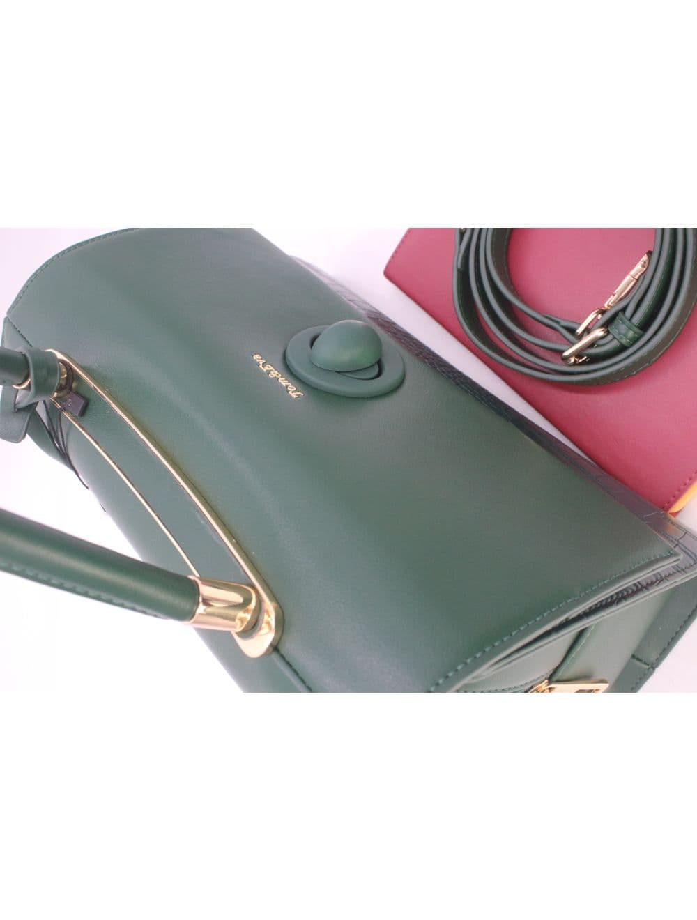 Sac à Main Style Vintage à Effet Croco 23B-5764-Vert