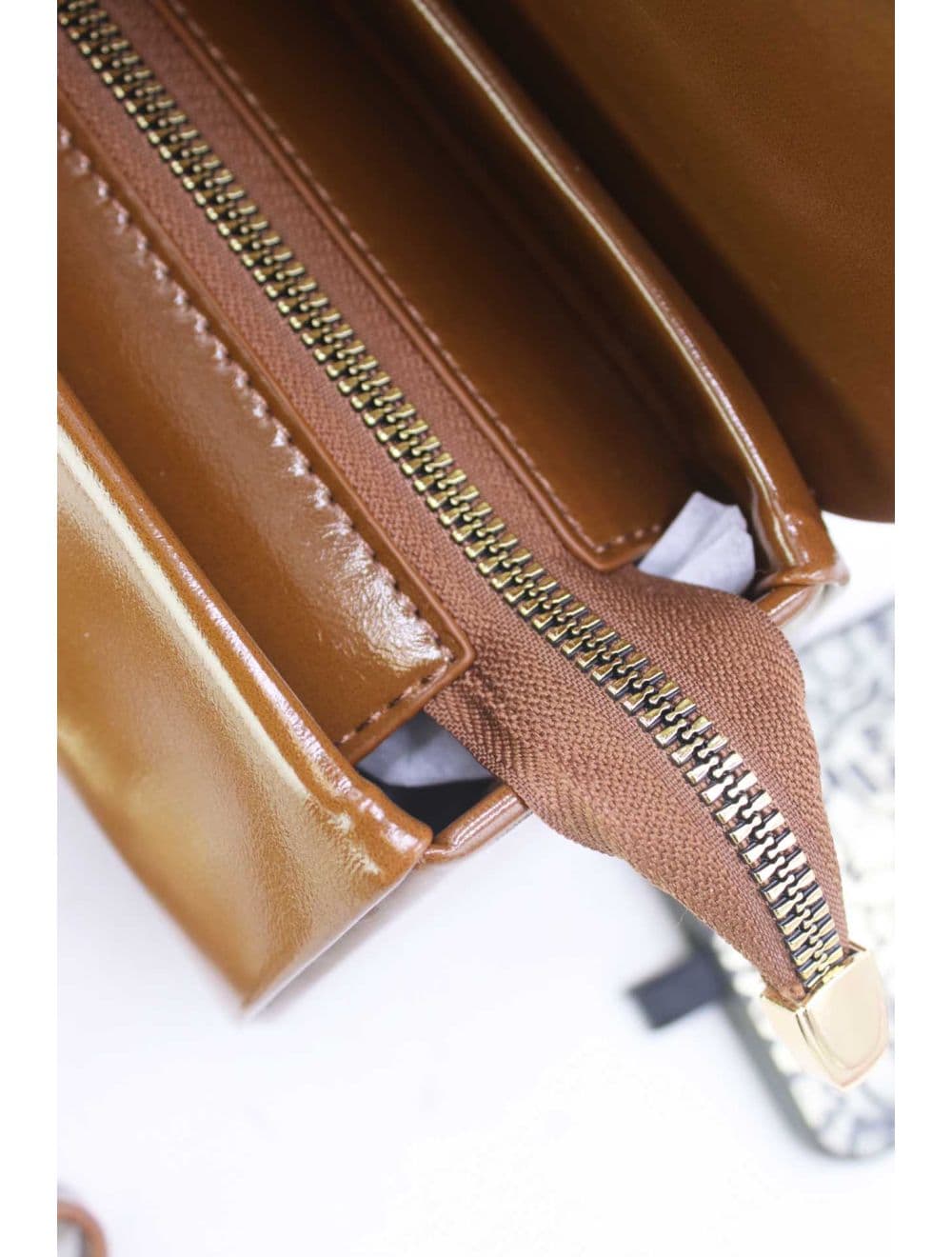 Petit Sac à Main Rigide Effet Vernis 25P-6384-Marron — vue 5
