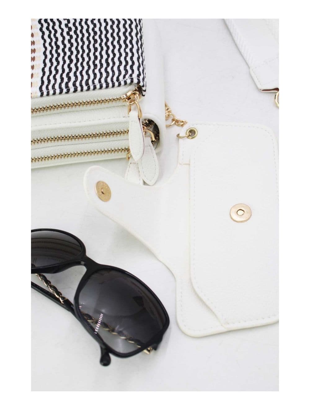 Pochette Téléphone Effet Paille Avec Porte Lunette 24P-5944-Blanc