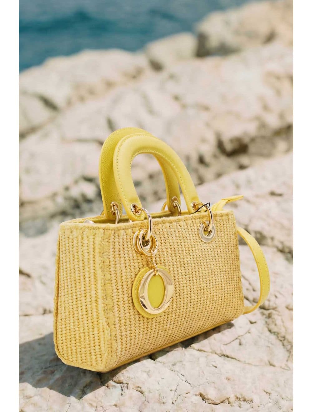 Petit Sac à Main Effet En Paille Avec Pendentif 25P-6280-Jaune — vue 6