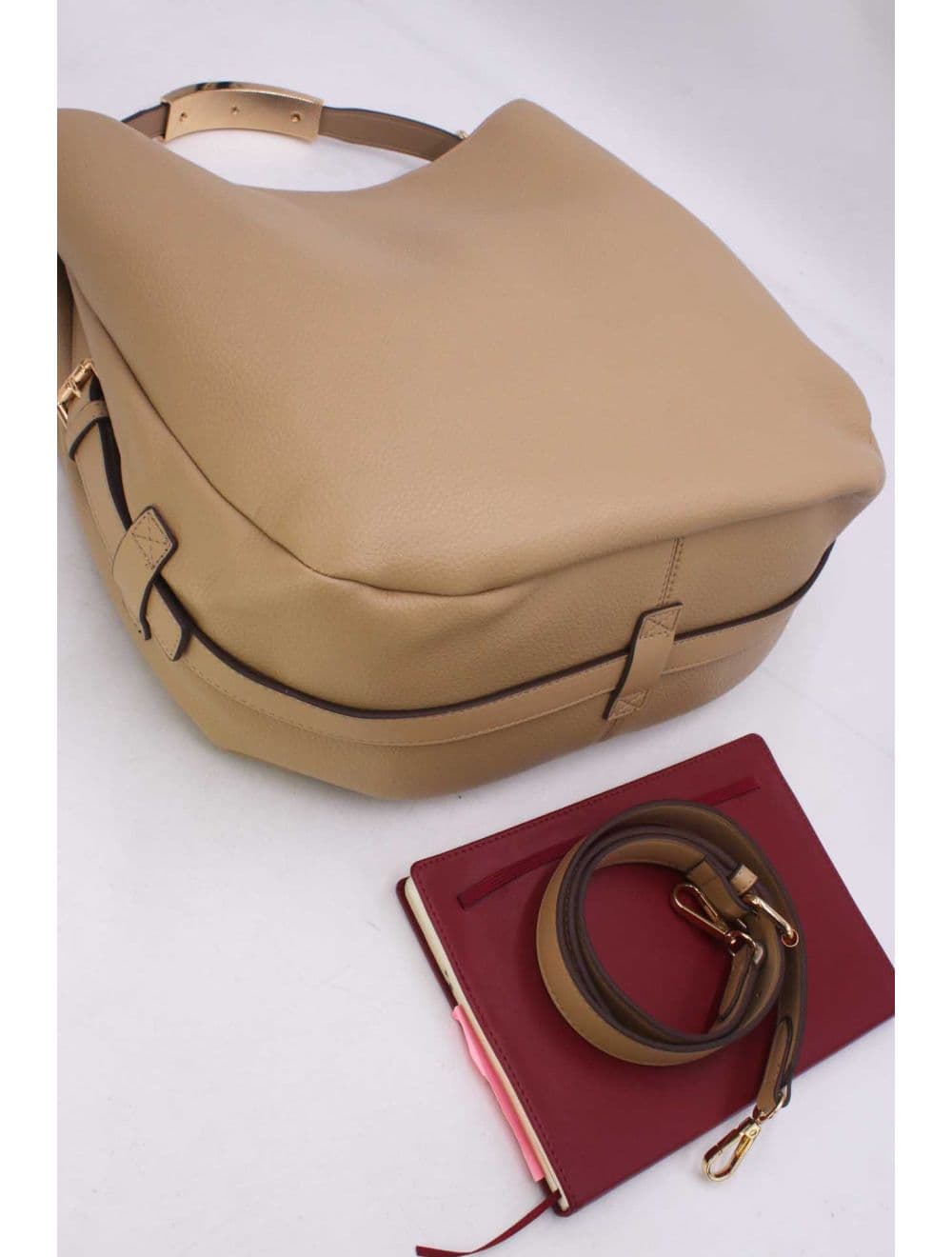 Sac Hobo Souple Polyvalent avec Détail Métallique Doré 25B-6355-Abricot — vue 4