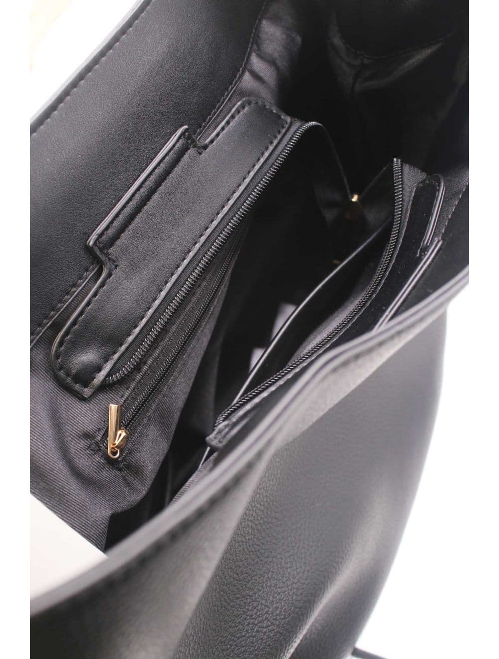 Sac Hobo Souple Polyvalent avec Détail Métallique Doré 25B-6355-Noir — vue 2