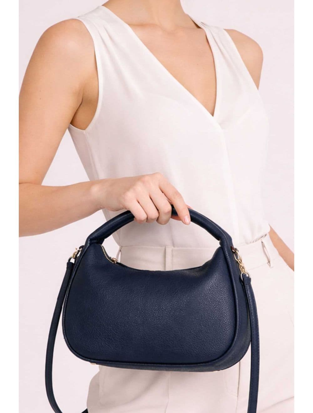 Sac Porté Main Demi Lune En Croûte Cuir Vachette Grainée 4195 LAURÈNE-Marine — vue 5