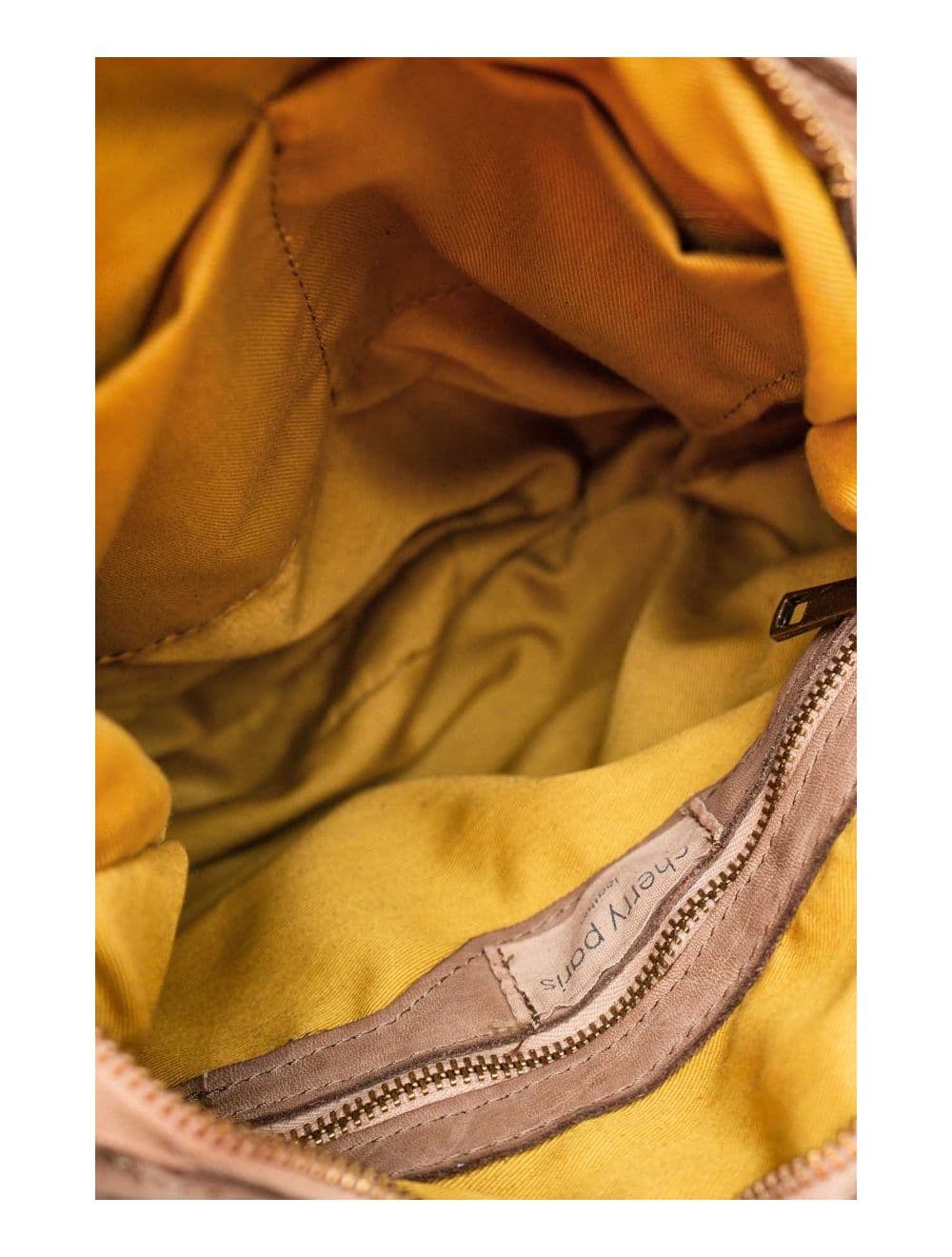 Sac Hobbo Porté Épaule En Cuir Vachette Motif Clouté MATILDA 4117-Taupe