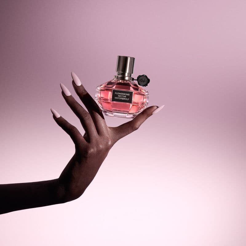 Flowerbomb Nectar — vue 3