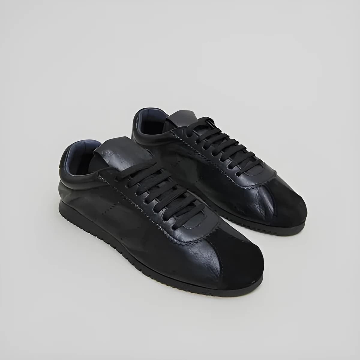 Baskets à lacets en croute et cuir noirs – Noir/noir