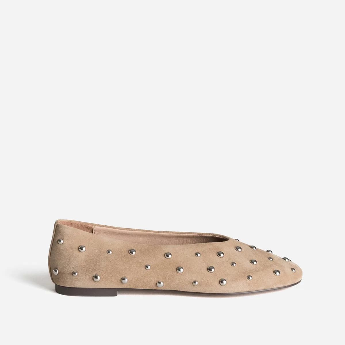 Ballerine beige cuir velours décor clous