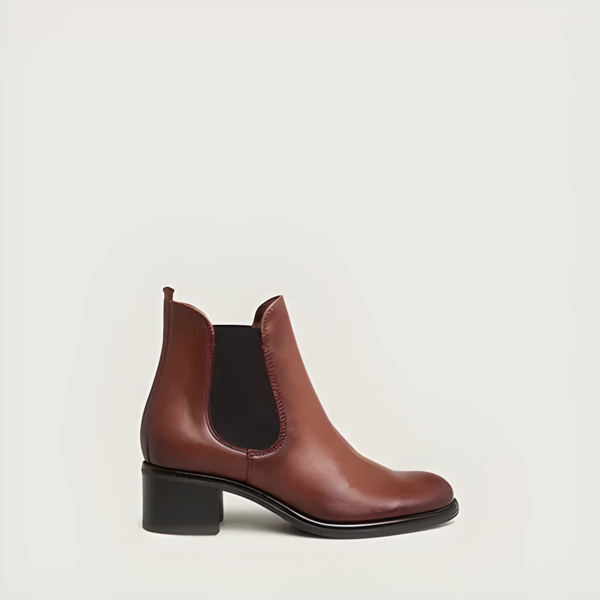 Bottines à talons en cuir patiné cognac