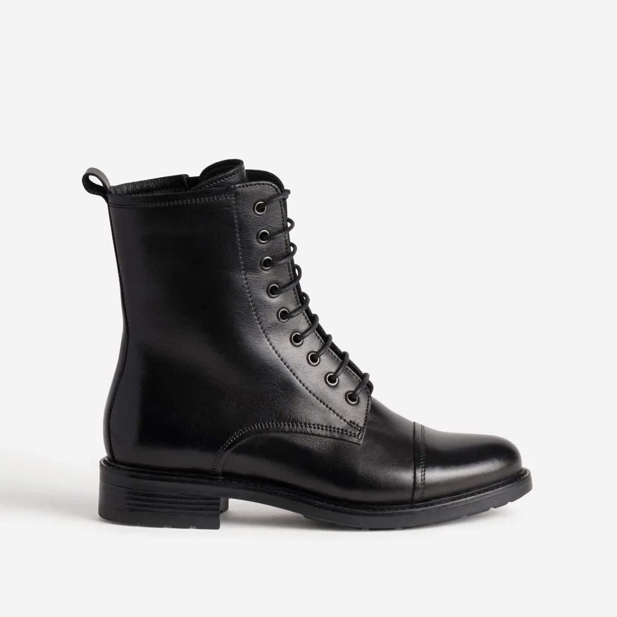 Bottine noire cuir bout droit