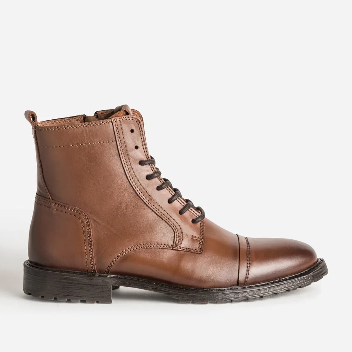 Boots lacet cognac cuir bout droit
