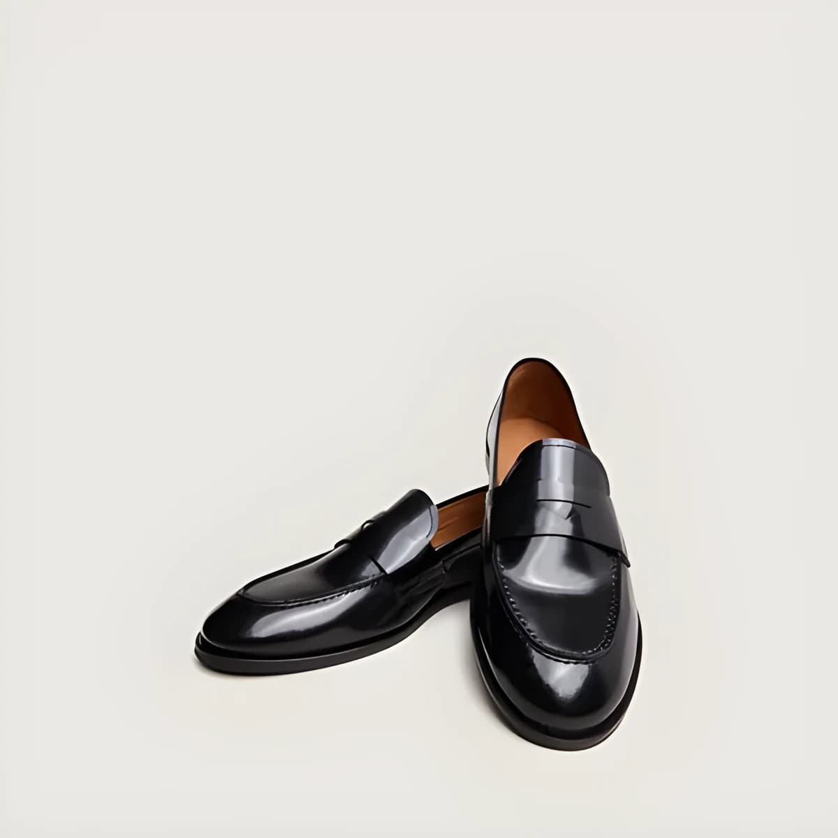 Mocassins à bouts ronds en cuir glacé noir