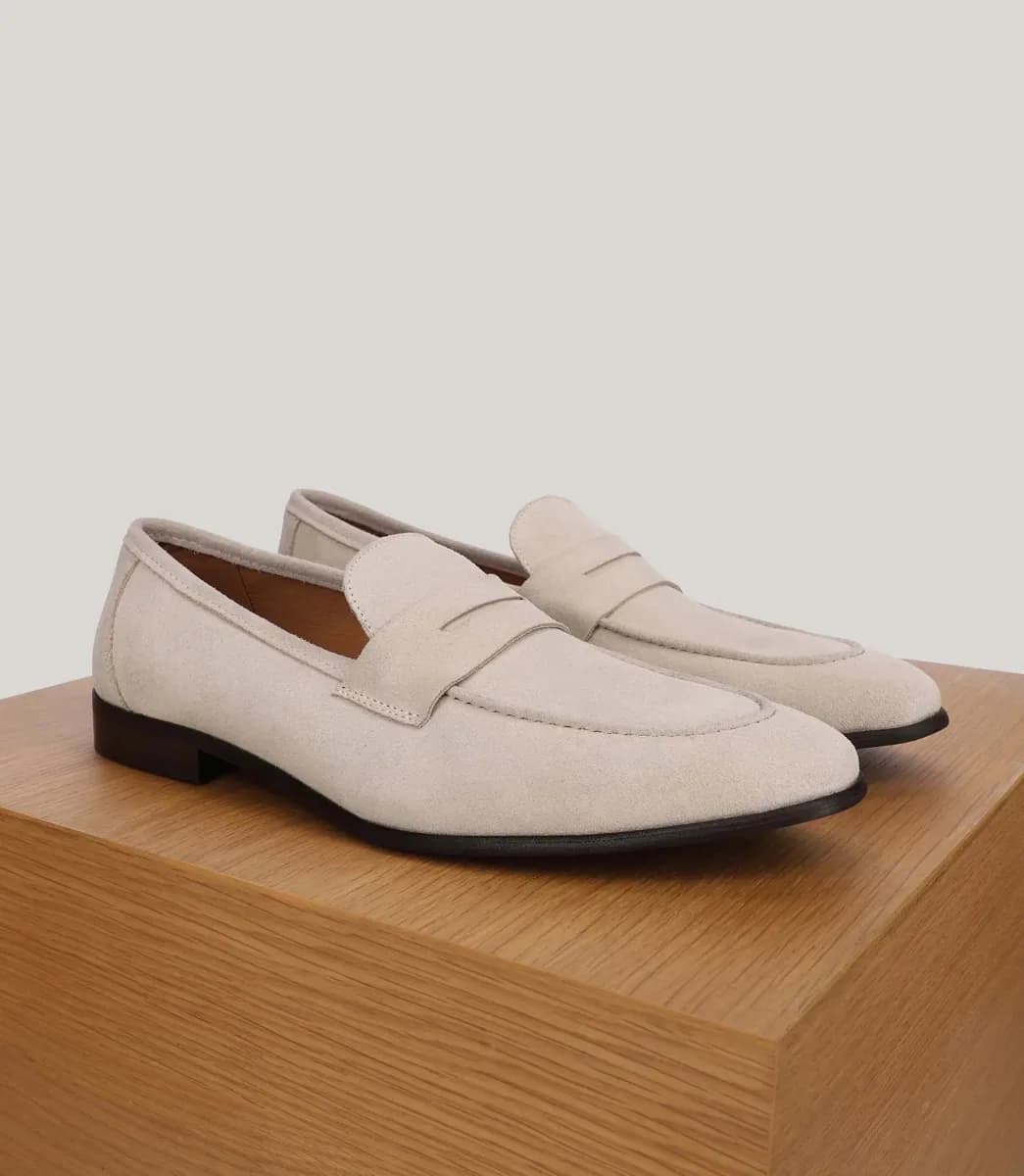 Mocassin ville en suède écru