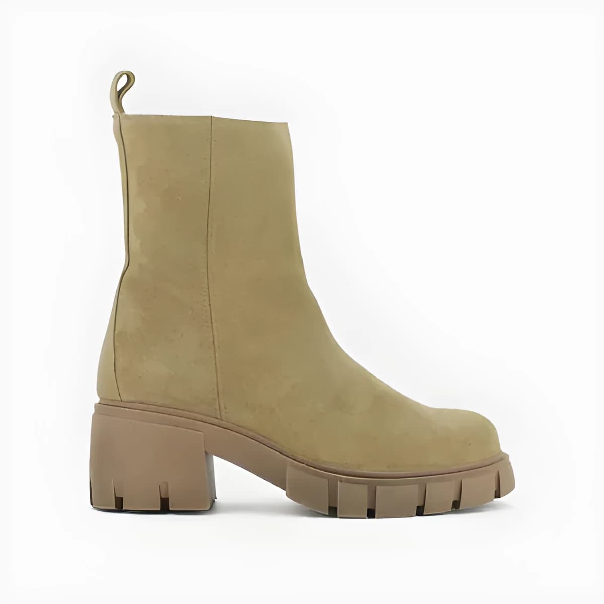Bottines à talons et semelles crantées en croute beige