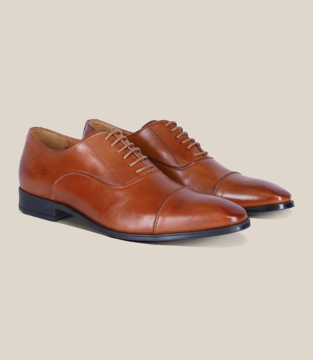 Chaussures richelieu en cuir marron