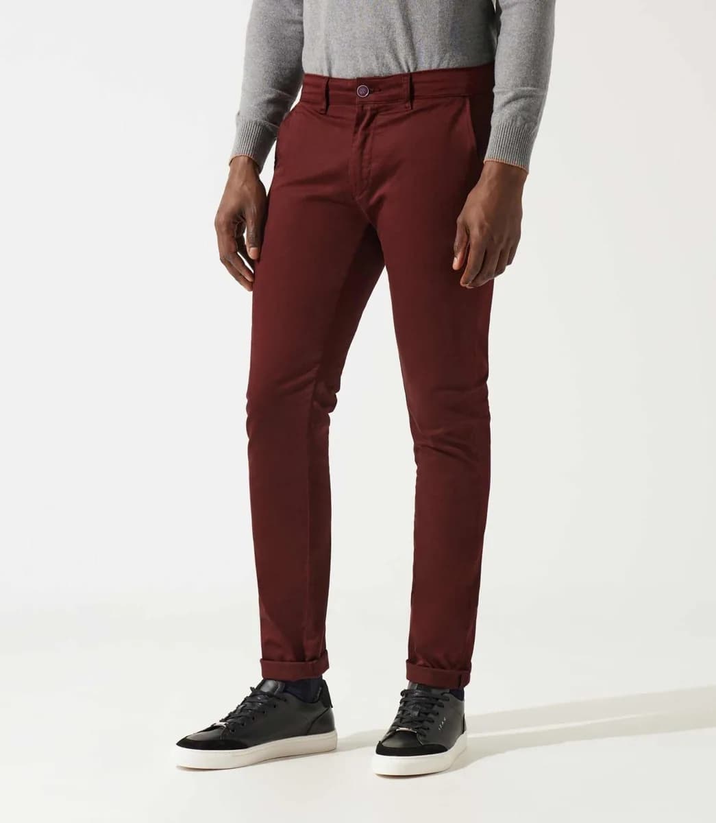 Pantalon chino satin bordeaux VANAMABT