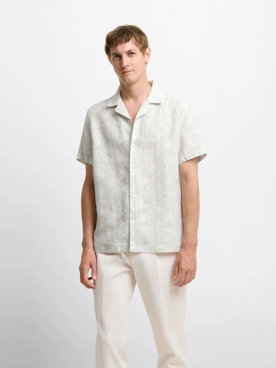 Chemise manches courtes en lin à motifs