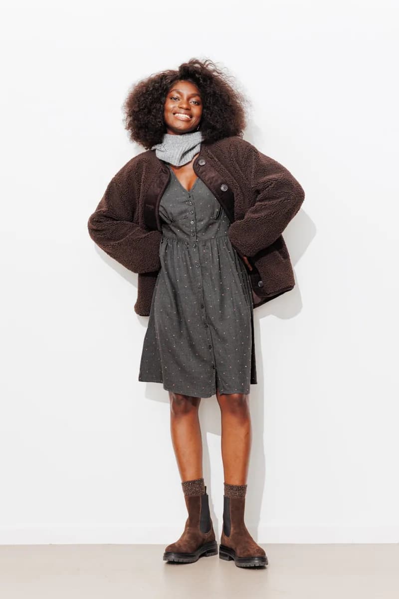 Robe courte à pois irisés