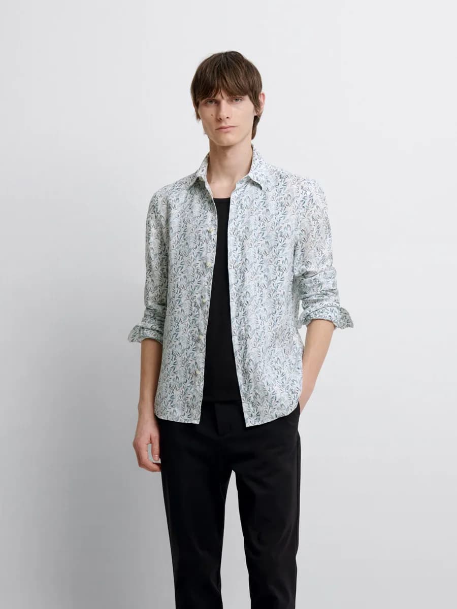 Chemise slim en lin fleurie