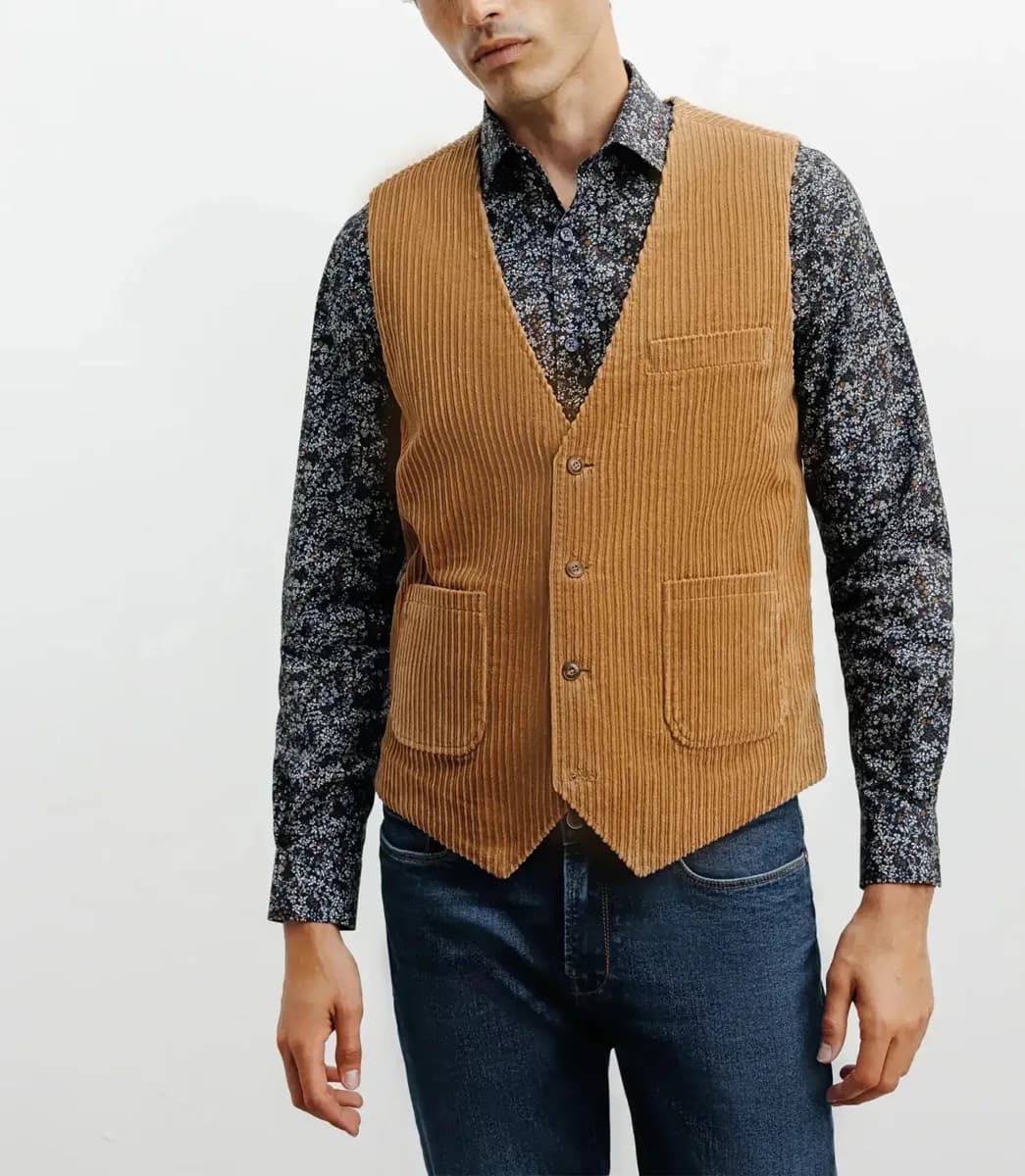 Gilet de costume en velours côtelé camel