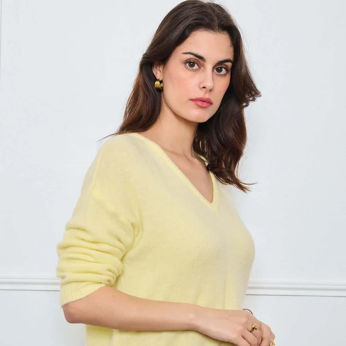 Pull Col V Opaline Jaune Poussin