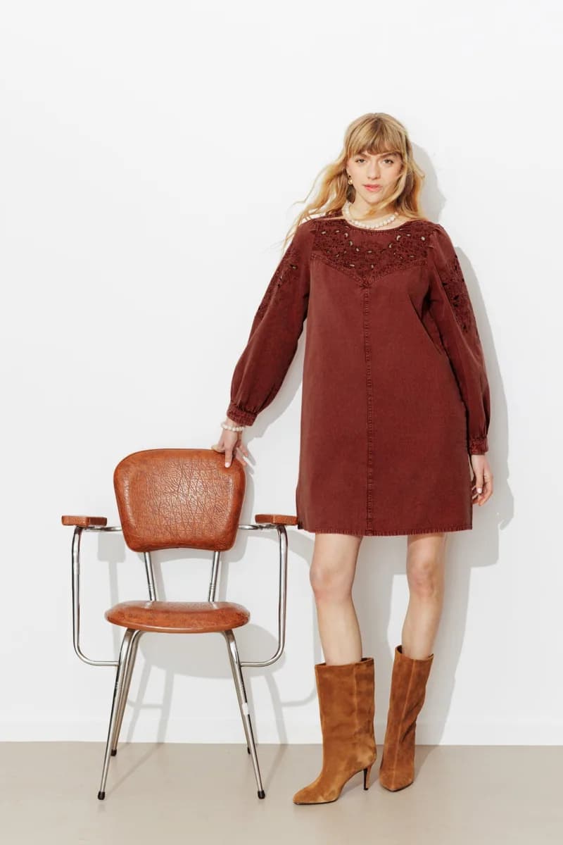 Robe en jean brodé Femme