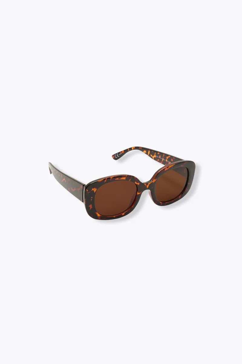 Lunettes de soleil écailles