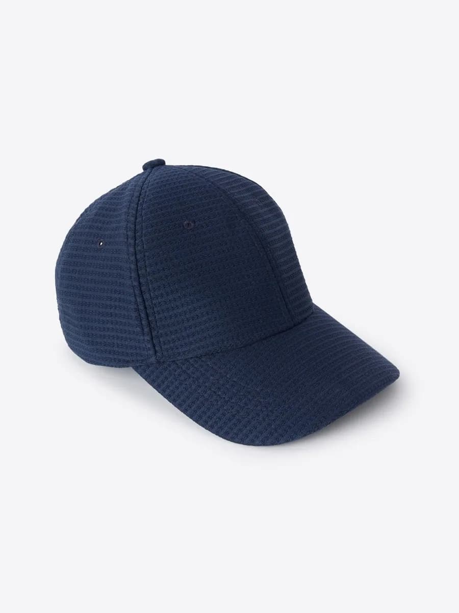 Casquette baseball gauffrée