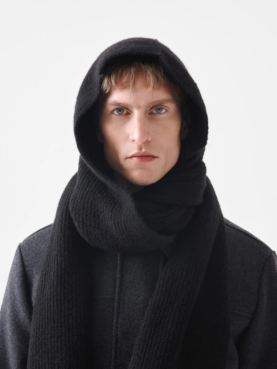 Echarpe capuche en maille - L'atelier