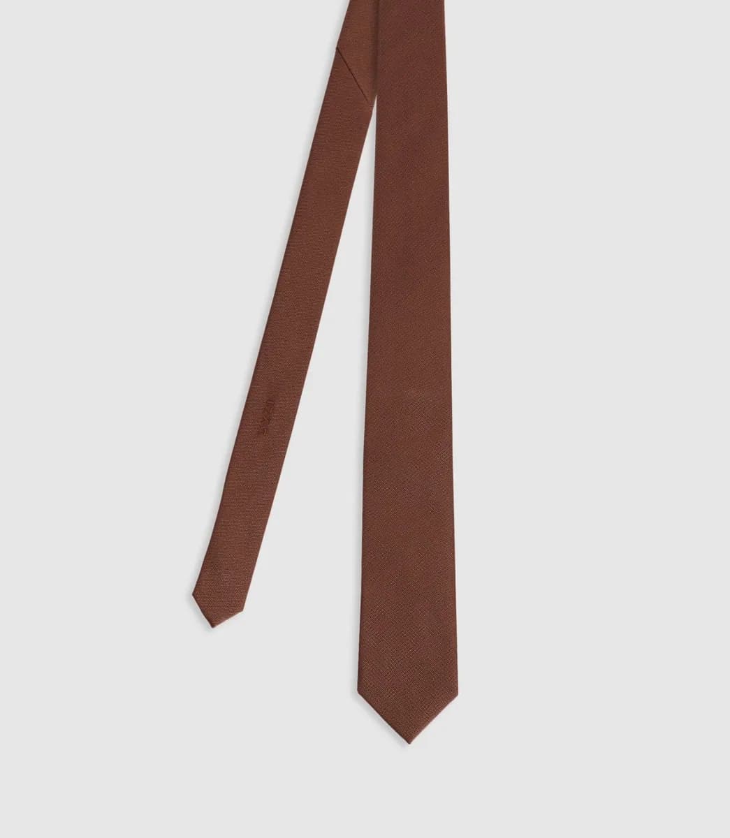 Cravate unie marron