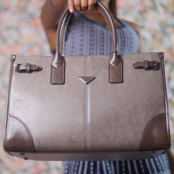24B-5867 GRAY D.GRAY