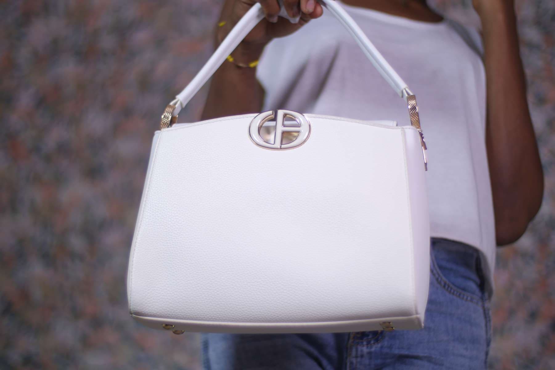 24B-5729 WHITE